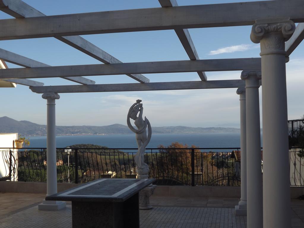 The White Villa Браччано Экстерьер фото