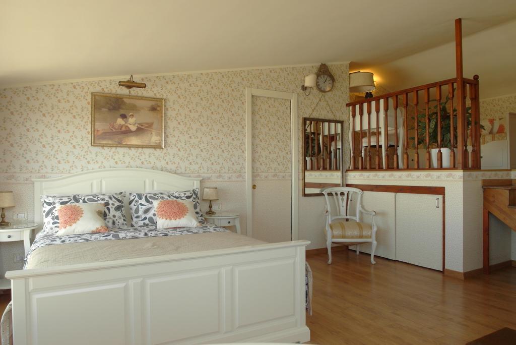 The White Villa Браччано Экстерьер фото