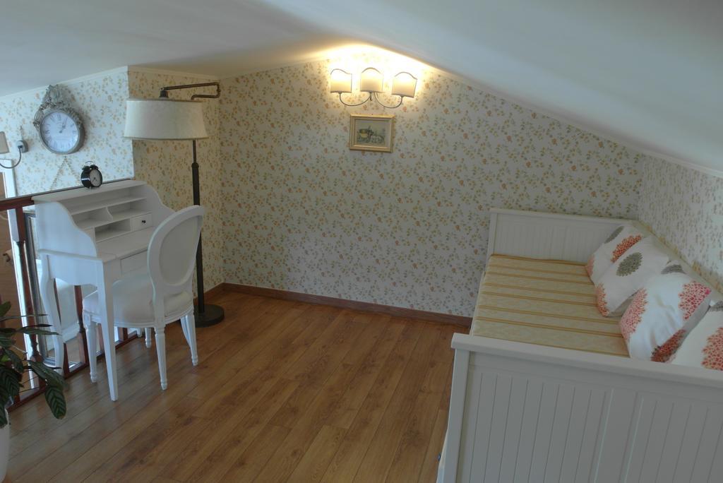 The White Villa Браччано Экстерьер фото